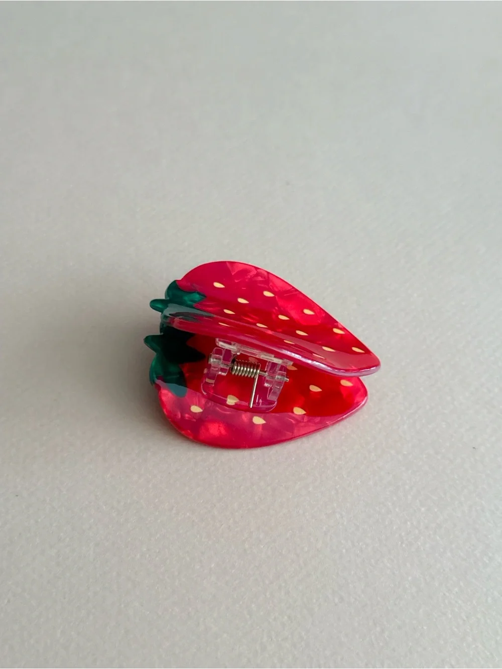 Strawberry Hair Clip M1867
